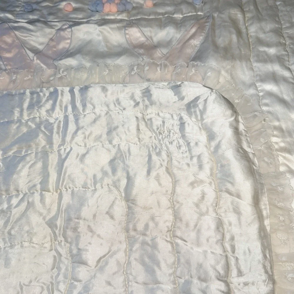 Vintage‎ Satin Bunny Baby Blanket Lace Trim Shabby Chic Repair Project 43x54